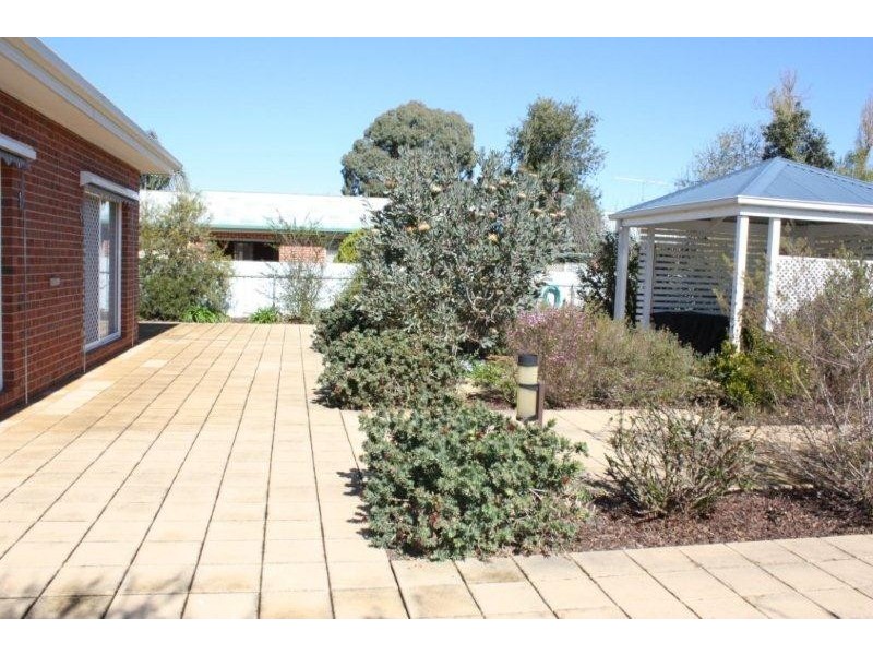 259 Hume Street, Corowa NSW 2646