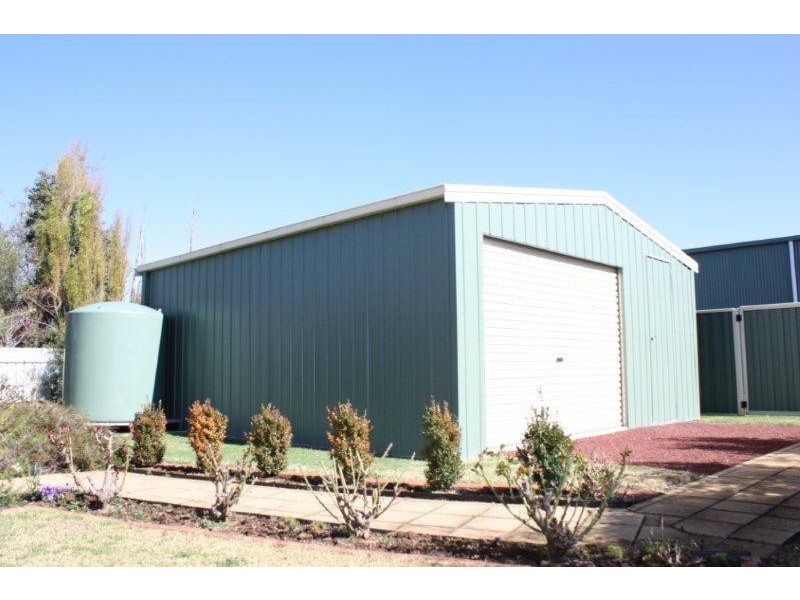 259 Hume Street, Corowa NSW 2646