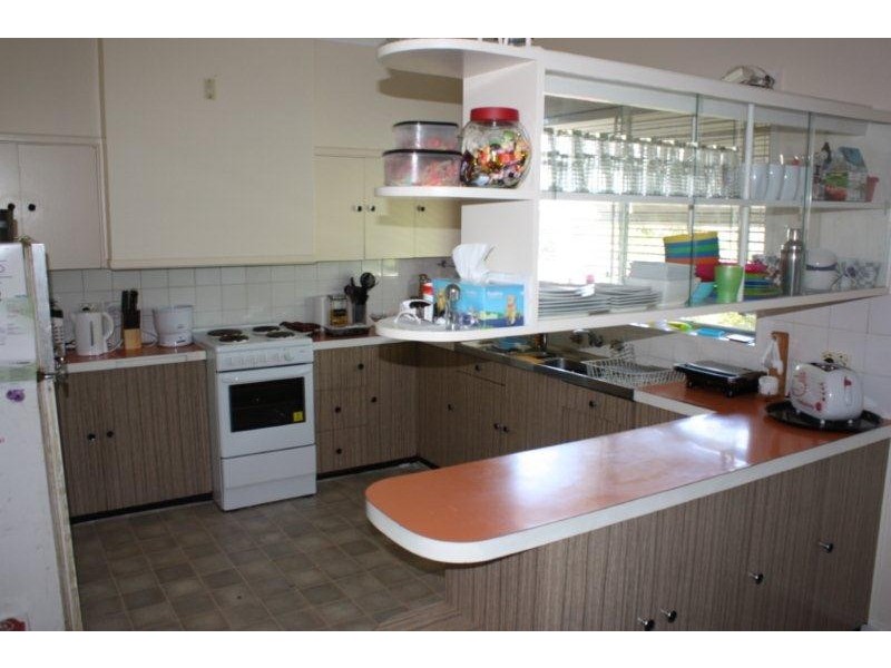 42 Redlands Road, Corowa NSW 2646
