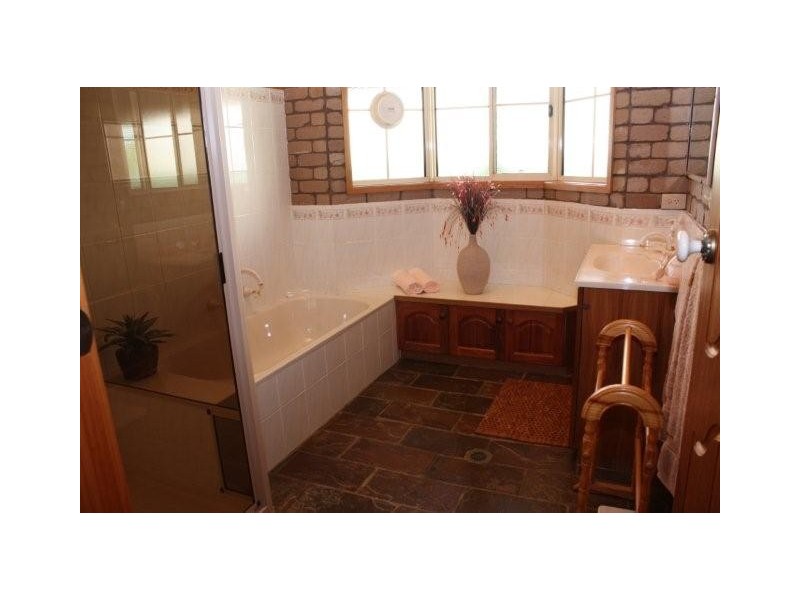 5 Andyanna Court, Corowa NSW 2646