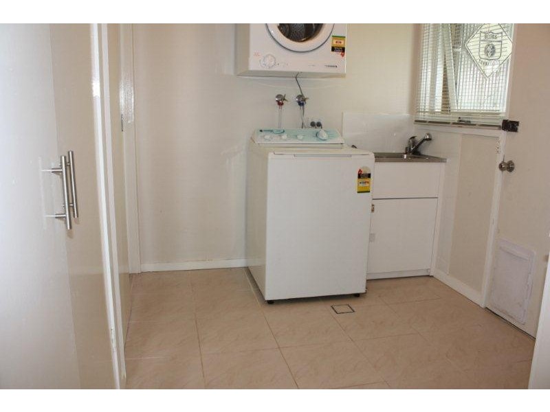 4 Fleming Drive, Corowa NSW 2646