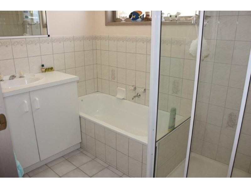 107 Hume Street, Corowa NSW 2646