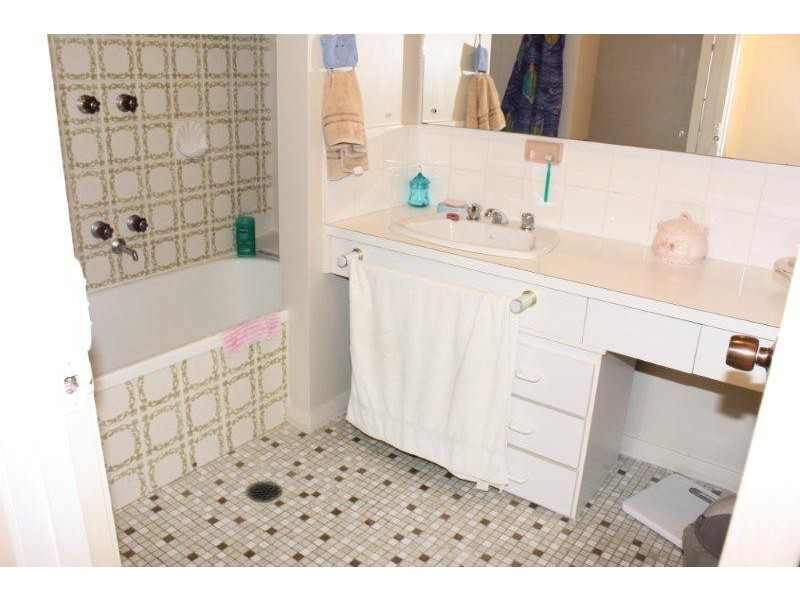 21 Fleming Drive, Corowa NSW 2646