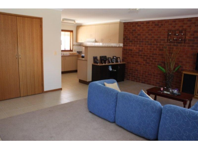 6/144 Federation Avenue, Corowa NSW 2646