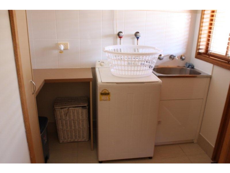 6/144 Federation Avenue, Corowa NSW 2646