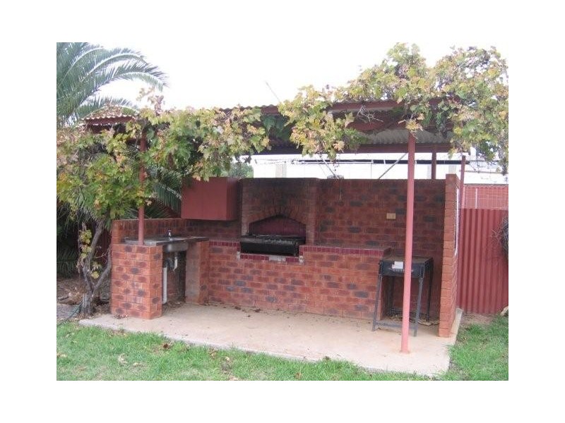 6/144 Federation Avenue, Corowa NSW 2646