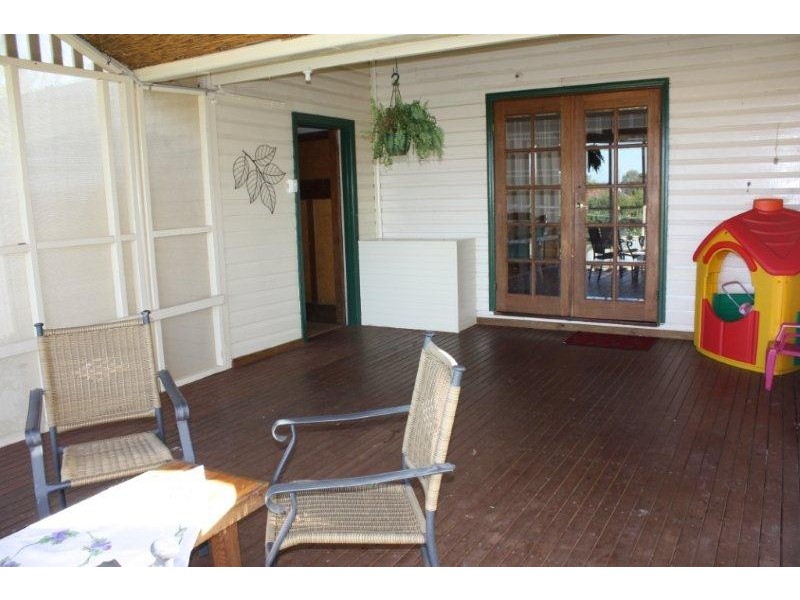 15 Tower Street, Corowa NSW 2646