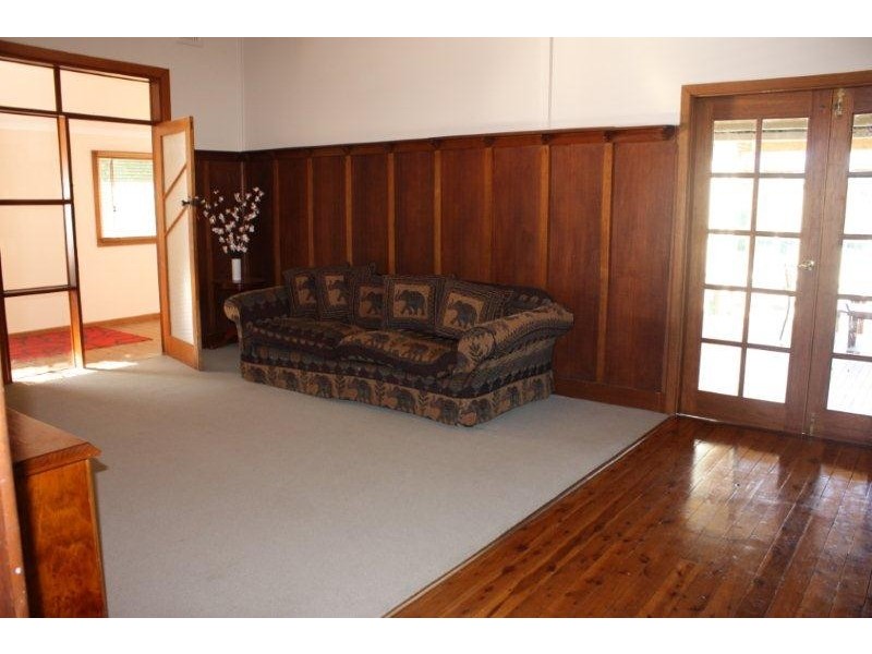 15 Tower Street, Corowa NSW 2646