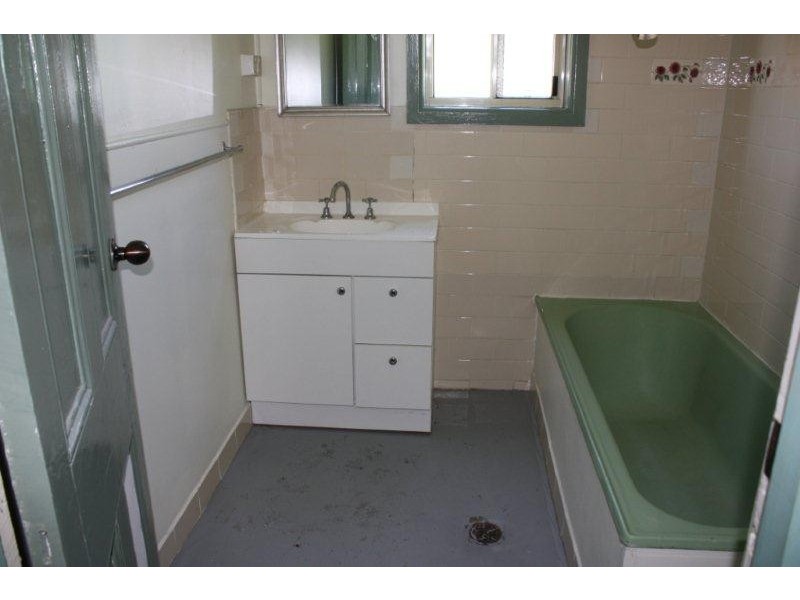 18 Whitehead Street, Corowa NSW 2646