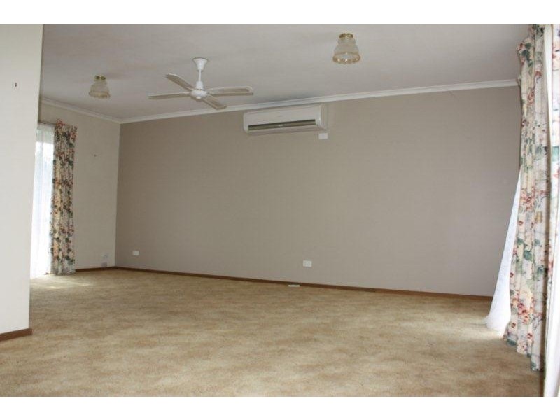 47 Federation Avenue, Corowa NSW 2646