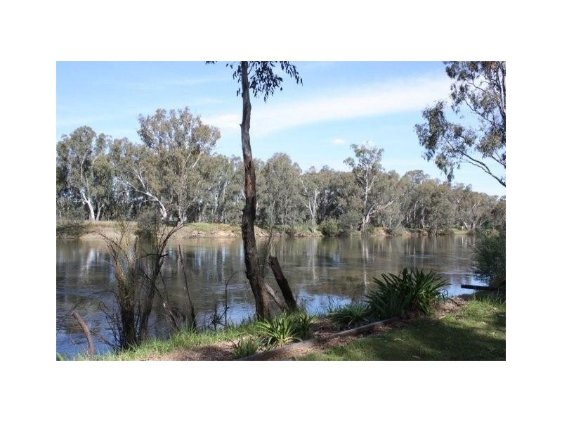 242 River Street, Corowa NSW 2646