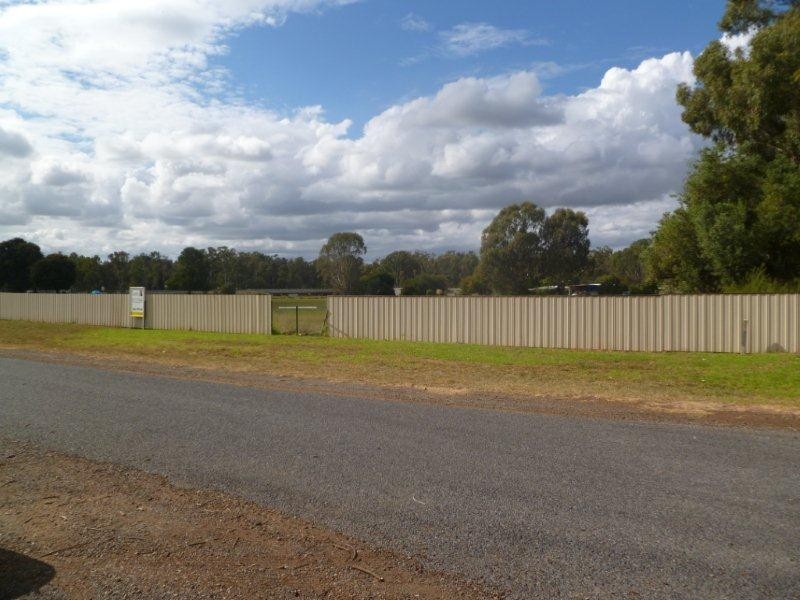 400 Honour Avenue, Corowa NSW 2646