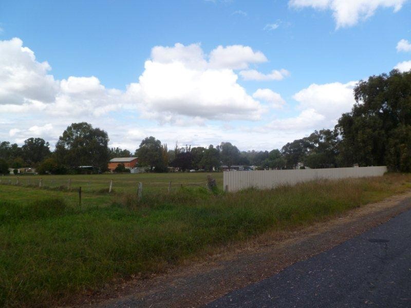 400 Honour Avenue, Corowa NSW 2646