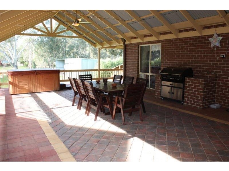 248 River Street, Corowa NSW 2646
