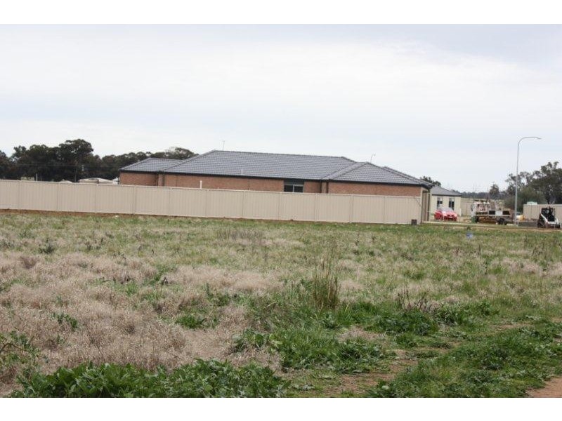 10 Davidson Court, Corowa NSW 2646