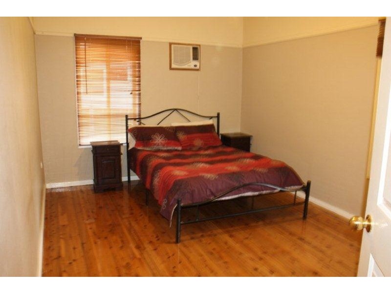 68 Redlands Road, Corowa NSW 2646