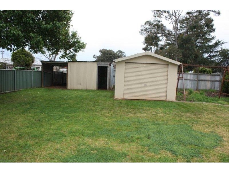68 Redlands Road, Corowa NSW 2646