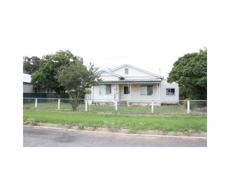 24 Birdwood Street, Corowa NSW 2646