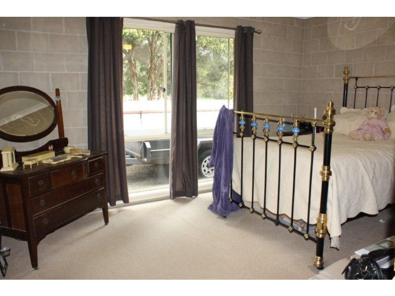 103 Federation Avenue, Corowa NSW 2646