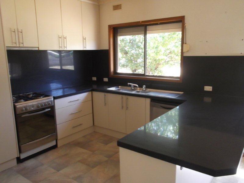 14 Sauvignon Drive, Corowa NSW 2646