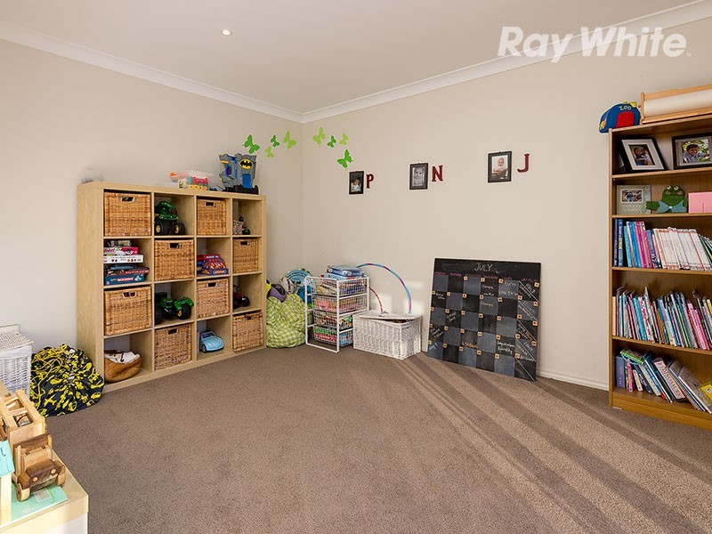 69 Banksia Drive, Corowa NSW 2646