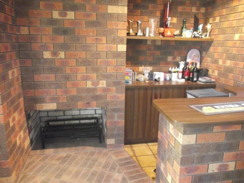2 Lone Pine Avenue, Corowa NSW 2646