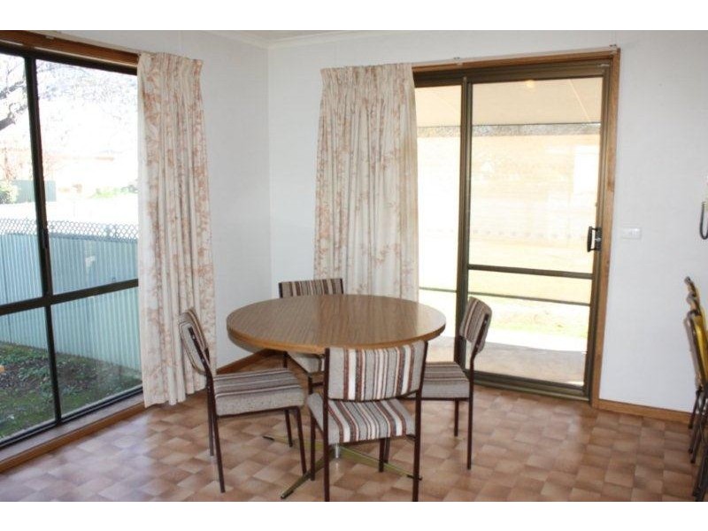 69 Whitehead Street, Corowa NSW 2646