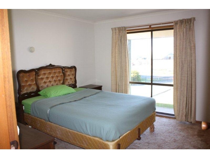 69 Whitehead Street, Corowa NSW 2646