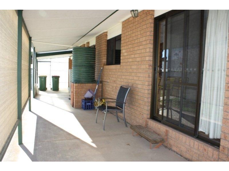69 Whitehead Street, Corowa NSW 2646