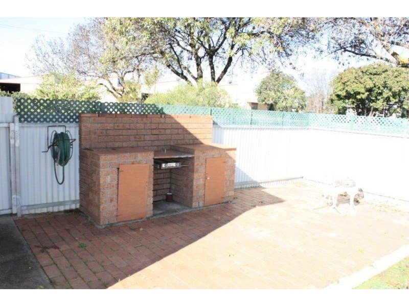 69 Whitehead Street, Corowa NSW 2646