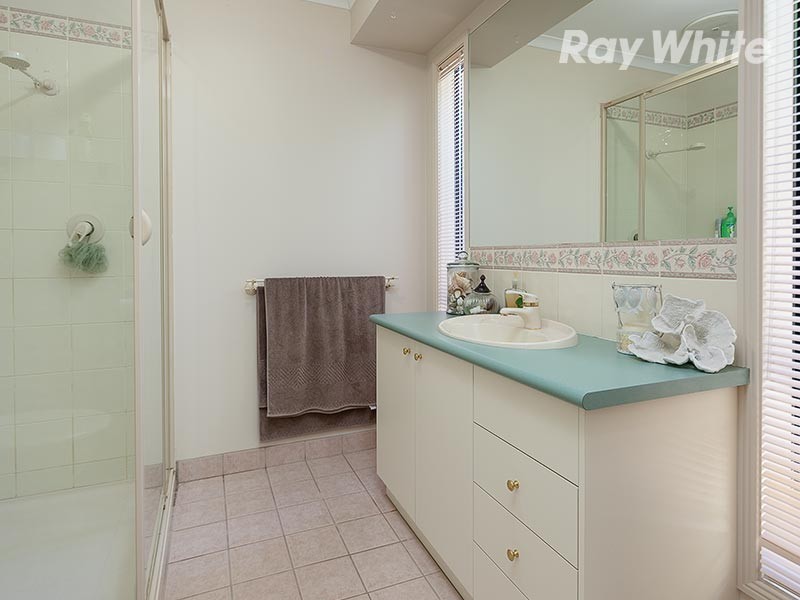 28 Carson Drive, Corowa NSW 2646