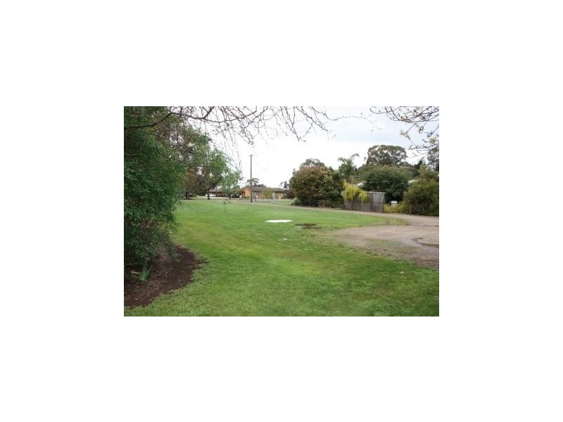 75 Church Street, Corowa NSW 2646