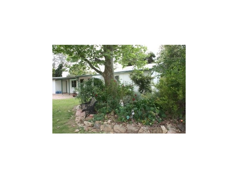 77 Church Street, Corowa NSW 2646