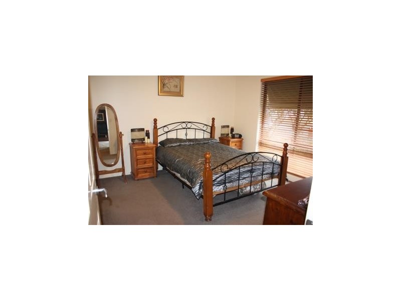 49 Beryl Drive, Corowa NSW 2646