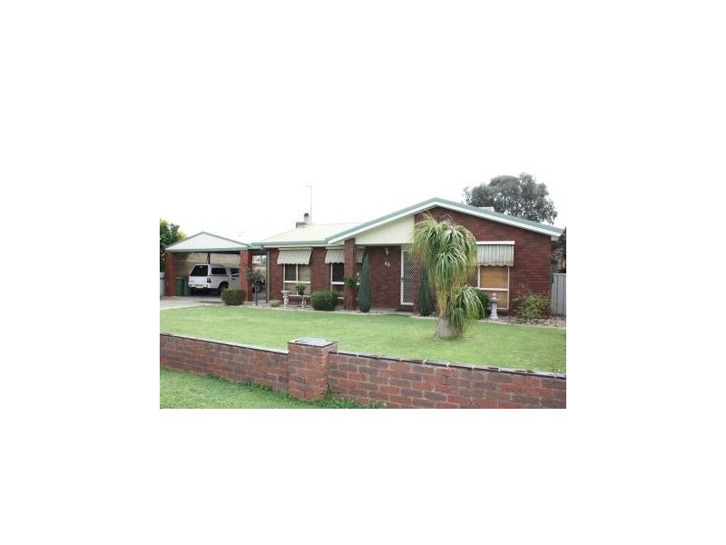 49 Beryl Drive, Corowa NSW 2646