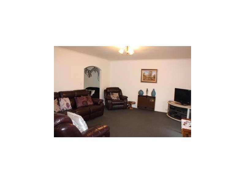 202 Adam Street, Corowa NSW 2646