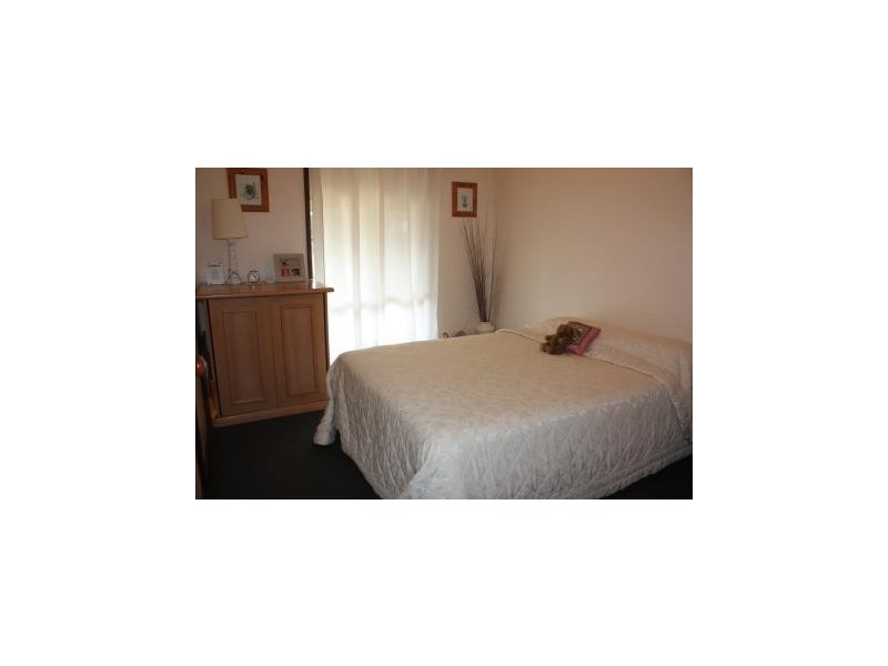 202 Adam Street, Corowa NSW 2646