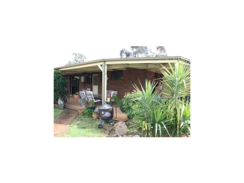 202 Adam Street, Corowa NSW 2646