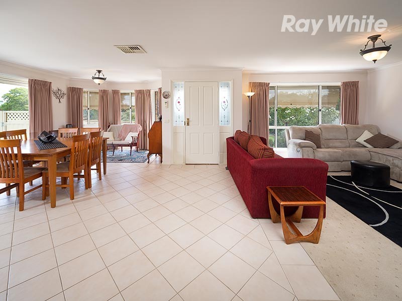 17 Pinot Crescent, Corowa NSW 2646