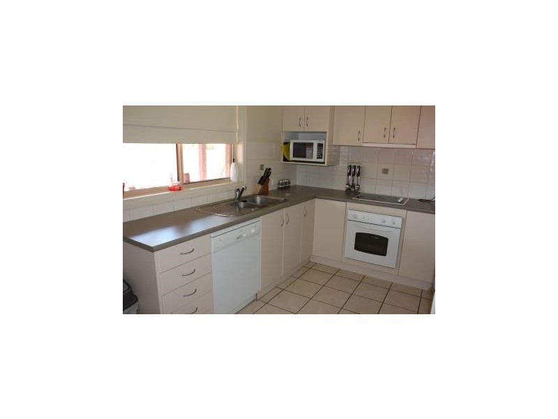 9/144 Federation Ave, Corowa NSW 2646