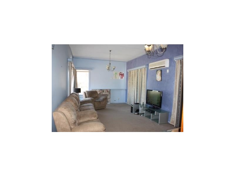 5 McDonald Avenue, Corowa NSW 2646