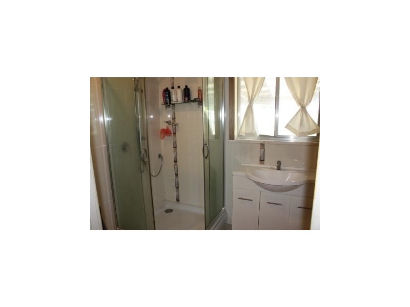 5 McDonald Avenue, Corowa NSW 2646