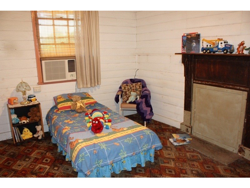 22 Bow Street, Corowa NSW 2646