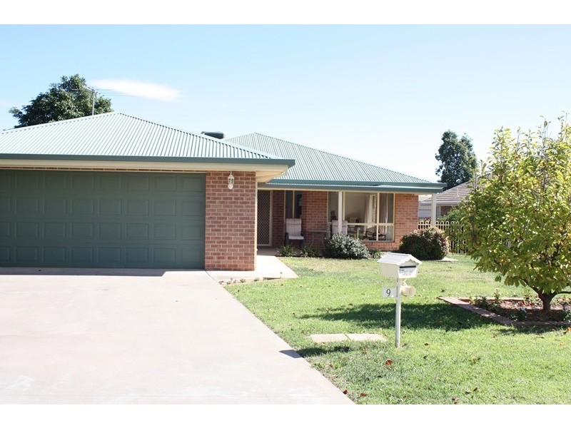 9 Andyanna Crescent, Corowa NSW 2646