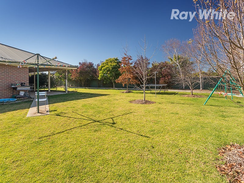33 Pinot Crescent, Corowa NSW 2646