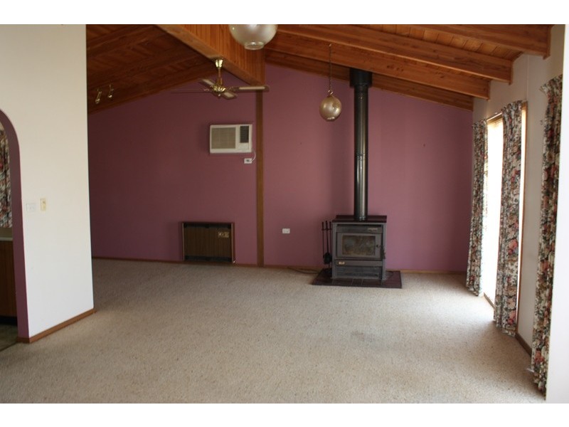 245 Church Street, Corowa NSW 2646