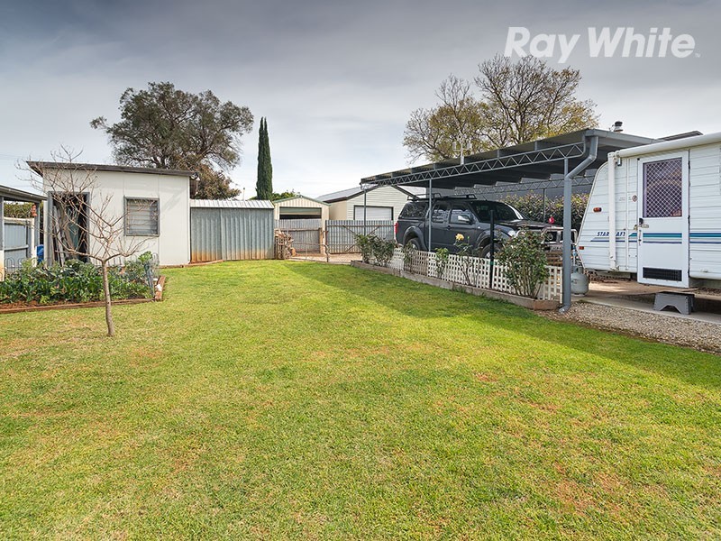 14 Arnott Street, Corowa NSW 2646