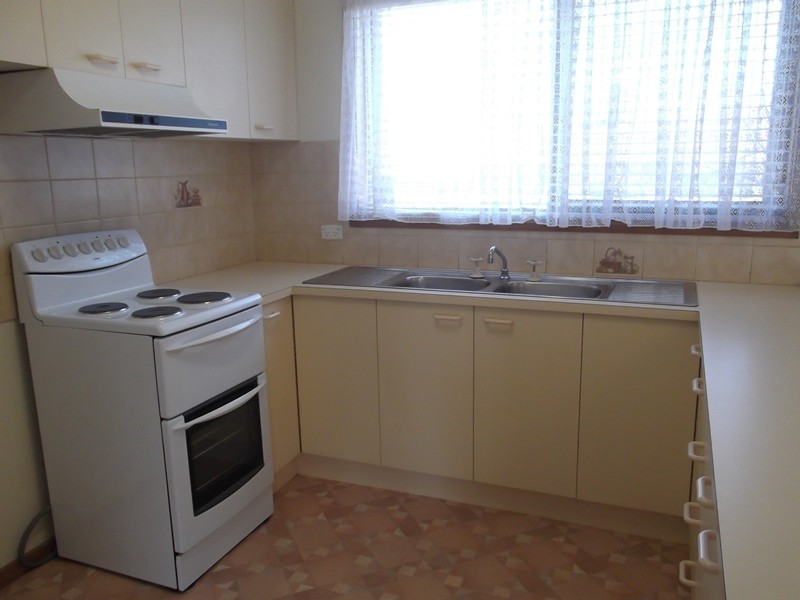 2/27 Gallipoli Street, Corowa NSW 2646