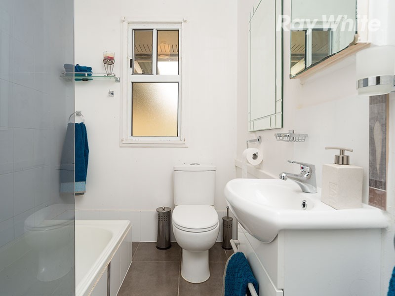 96 Redlands Road, Corowa NSW 2646