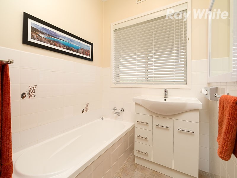 42 Redlands Road, Corowa NSW 2646